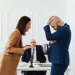 Mon locataire refuse la révision annuelle du loyer : les recours du bailleur